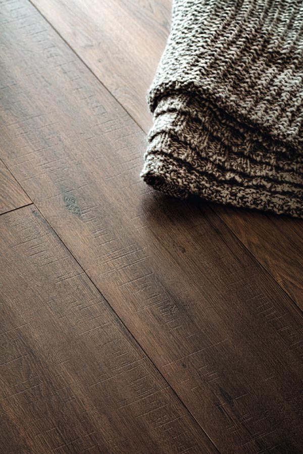 Hickory Lowa - cseppálló laminált padló 12 mm - Image 7