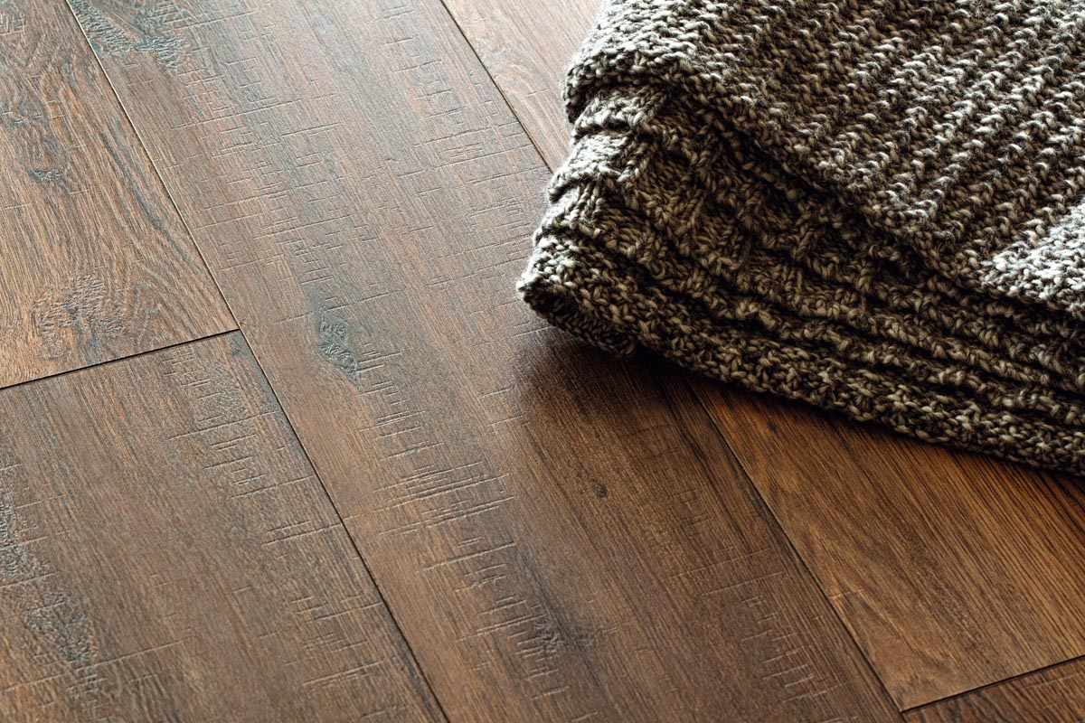 Hickory Lowa - cseppálló laminált padló 12 mm - Image 8