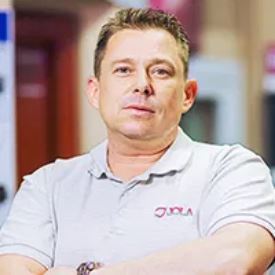 Horváth Sándor<br />
Üzletvezető